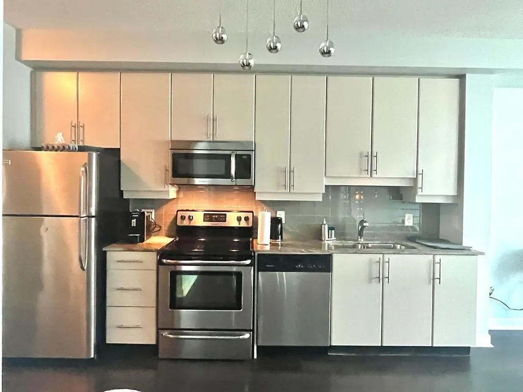 Breathtaking Cn Tower & Lakeview In Heart Of Dt Apartment Toronto 0*,